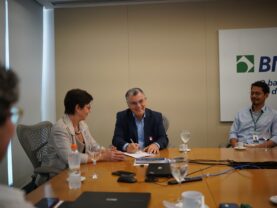 Instituto Aegea assina protocolo de intenções com o BNDES para levar saneamento a escolas do Marajó (PA)