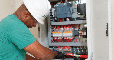 Regional Bragança recebe novos painéis elétricos para melhorar a estabilidade no abastecimento de água