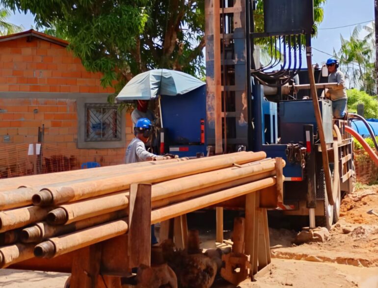 Águas do Pará reforça abastecimento em Irituia com novo poço e limpeza de circuito de 15 poços