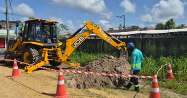 Águas do Pará realiza ação de desobstrução para reforçar abastecimento em Breves